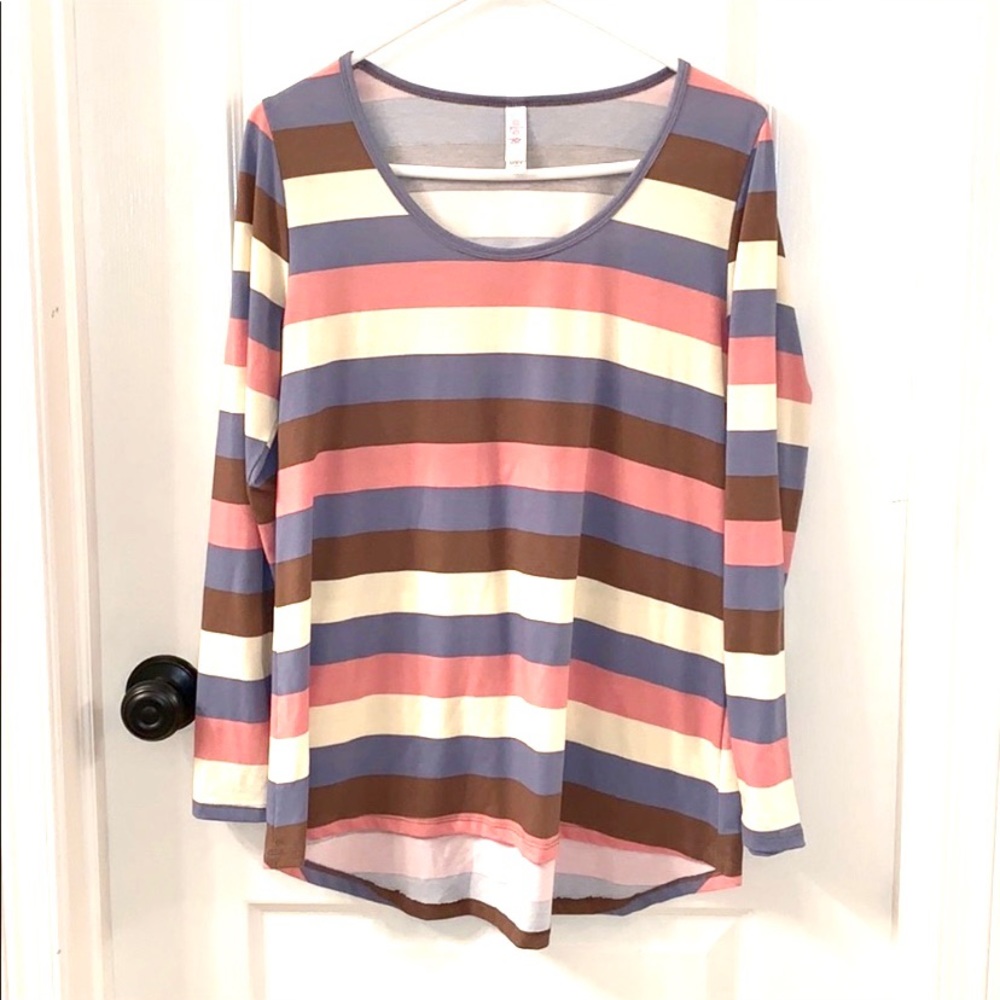 Lularoe size small long-sleeve tunic